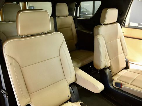 Used 2023 Chevrolet Tahoe Premier image 24