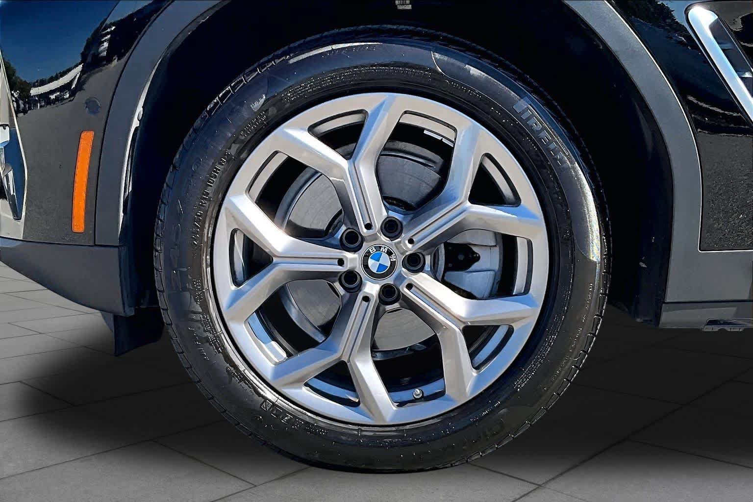 Used 2023 BMW X3 sDrive30i w/ Premium Package w/ZPA RWD image 10