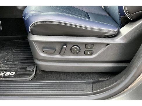 Used 2026 INFINITI QX80 4WD w/ Sport Exterior Package image 29