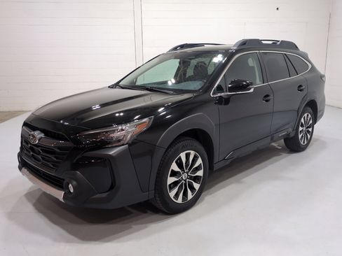 Used 2024 Subaru Outback Limited AWD/4WD image 8