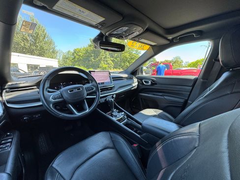 Used 2022 Jeep Compass High Altitude image 10