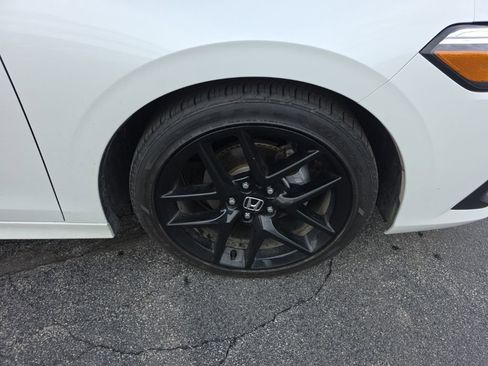 Used 2024 Honda Civic Sport image 9