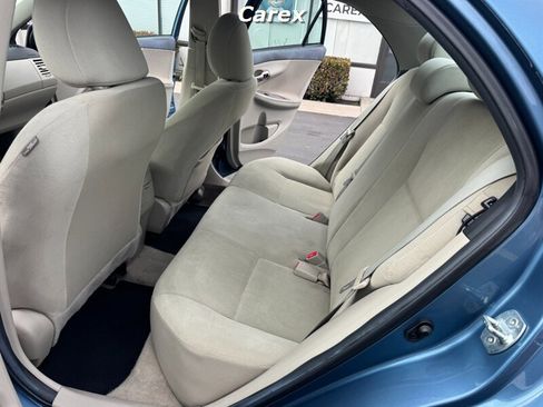 Used 2013 Toyota Corolla LE image 17