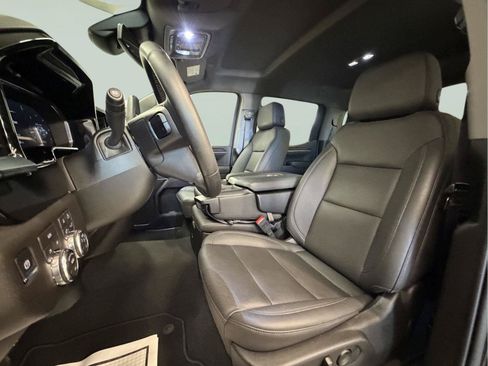 Used 2026 GMC Sierra 1500 SLT AWD/4WD image 23