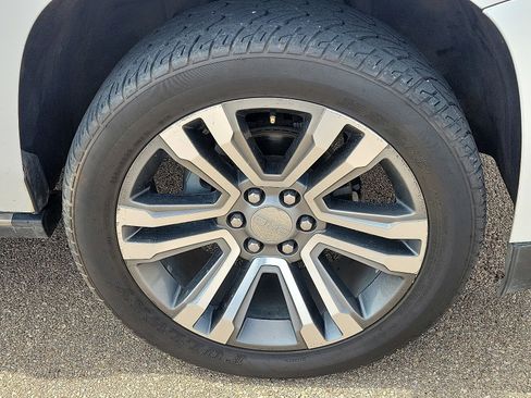 Used 2018 GMC Yukon Denali w/ Denali Ultimate Package image 7