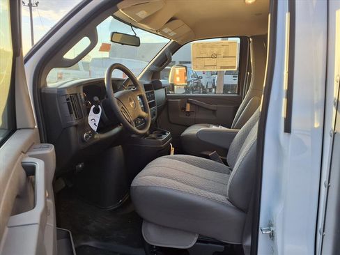 New 2025 GMC Savana 3500 Extended w/ Power Convenience Package image 13
