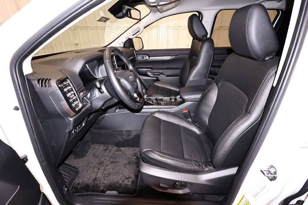 Certified 2025 Ford Ranger Lariat w/ FX4 Off-Road Package AWD/4WD image 15
