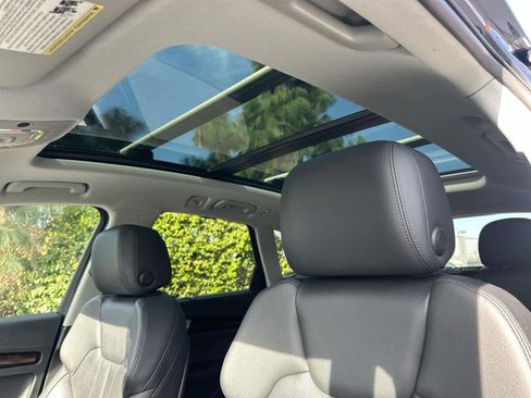 Used 2018 Audi Q5 2.0T Premium Plus w/ Premium Plus Package image 32