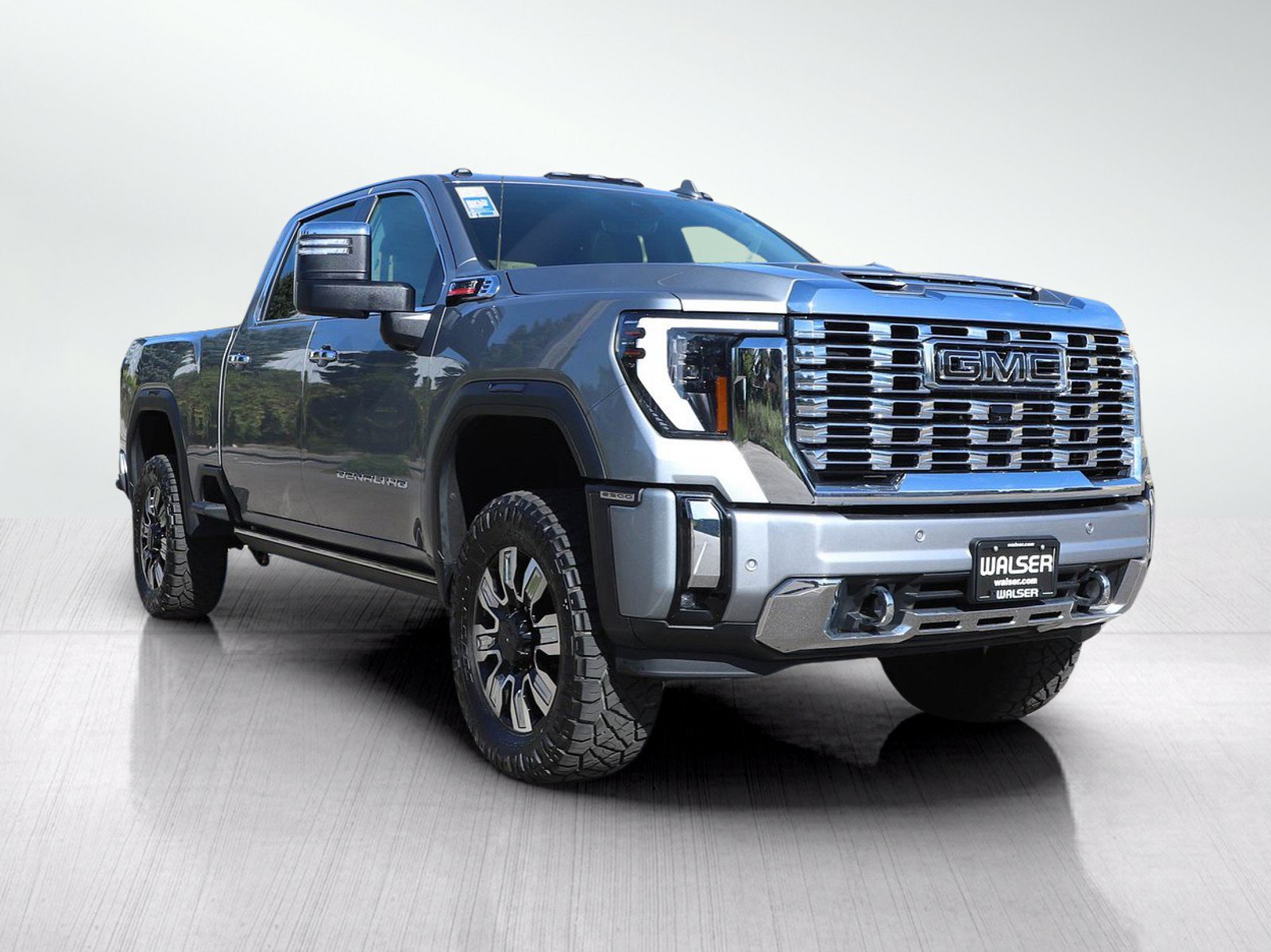 Used 2025 GMC Sierra 2500 Denali w/ Denali Reserve Package AWD/4WD image 7