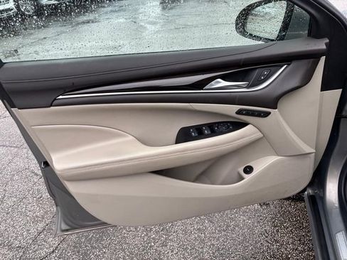 Used 2017 Buick LaCrosse Premium image 10