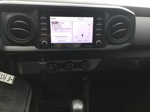 Used 2022 Toyota Tacoma SR RWD image 16