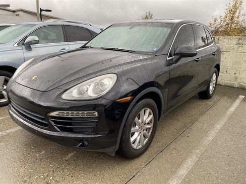 Used 2012 Porsche Cayenne image 3
