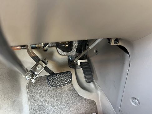 Used 2008 Toyota Sienna XLE image 11