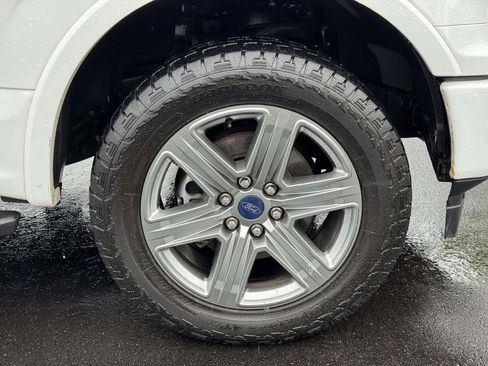Used 2019 Ford F150 XLT w/ Equipment Group 302A Luxury AWD/4WD image 25