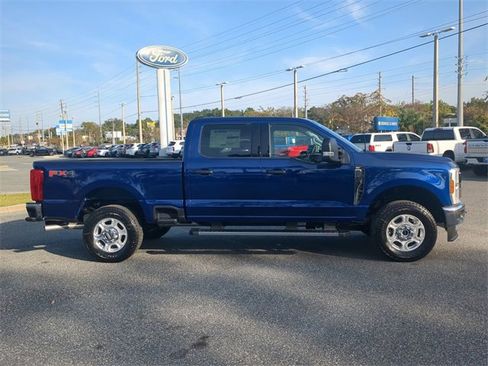 New 2026 Ford F250 XLT w/ FX4 Off-Road Package image 16