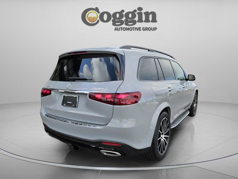 New 2026 Mercedes-Benz GLS 580 4MATIC image 5