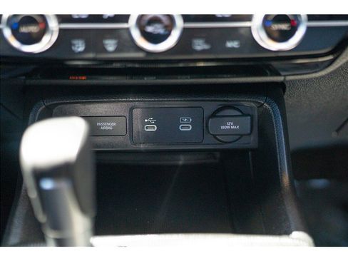 Used 2025 Honda Civic Sport image 15