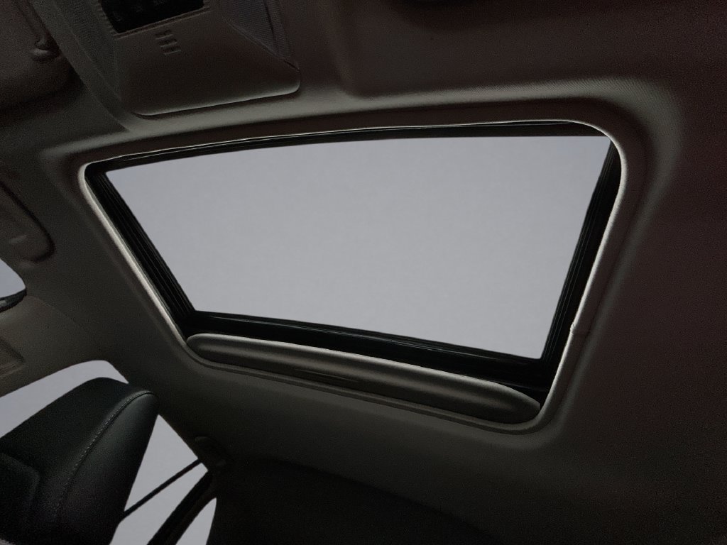 Used 2024 Toyota RAV4 XLE Premium FWD image 30