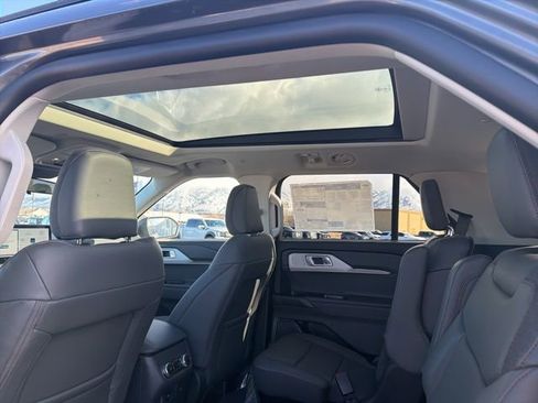 New 2026 Ford Explorer Active w/ Active Comfort Package image 29