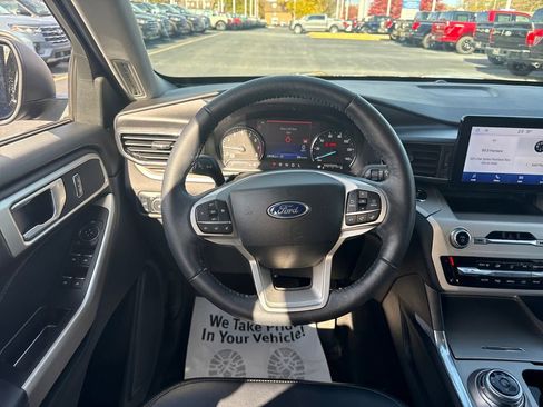 Used 2023 Ford Explorer XLT w/ Equipment Group 202A image 18
