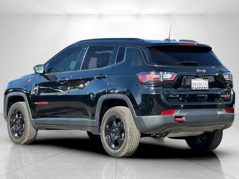 Used 2023 Jeep Compass Trailhawk w/ Trailhawk Elite Group image 5