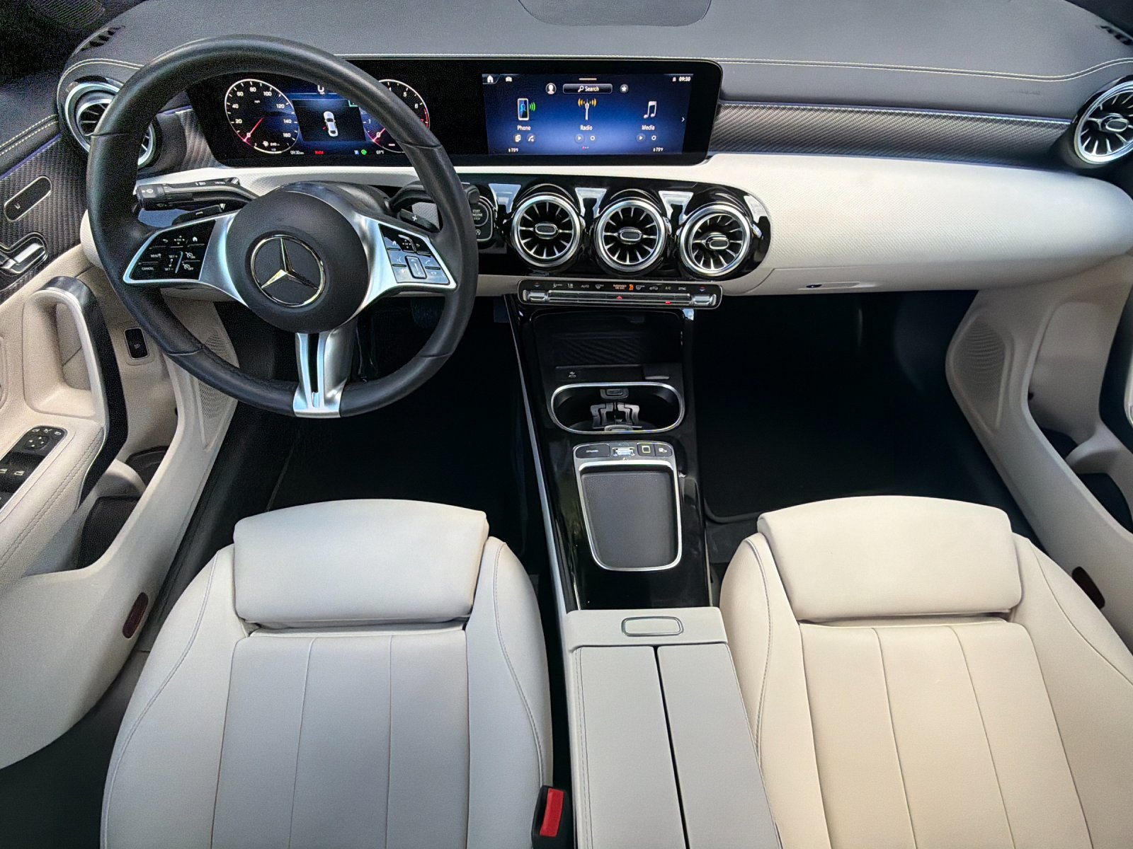 Used 2026 Mercedes-Benz CLA 250 4MATIC image 12
