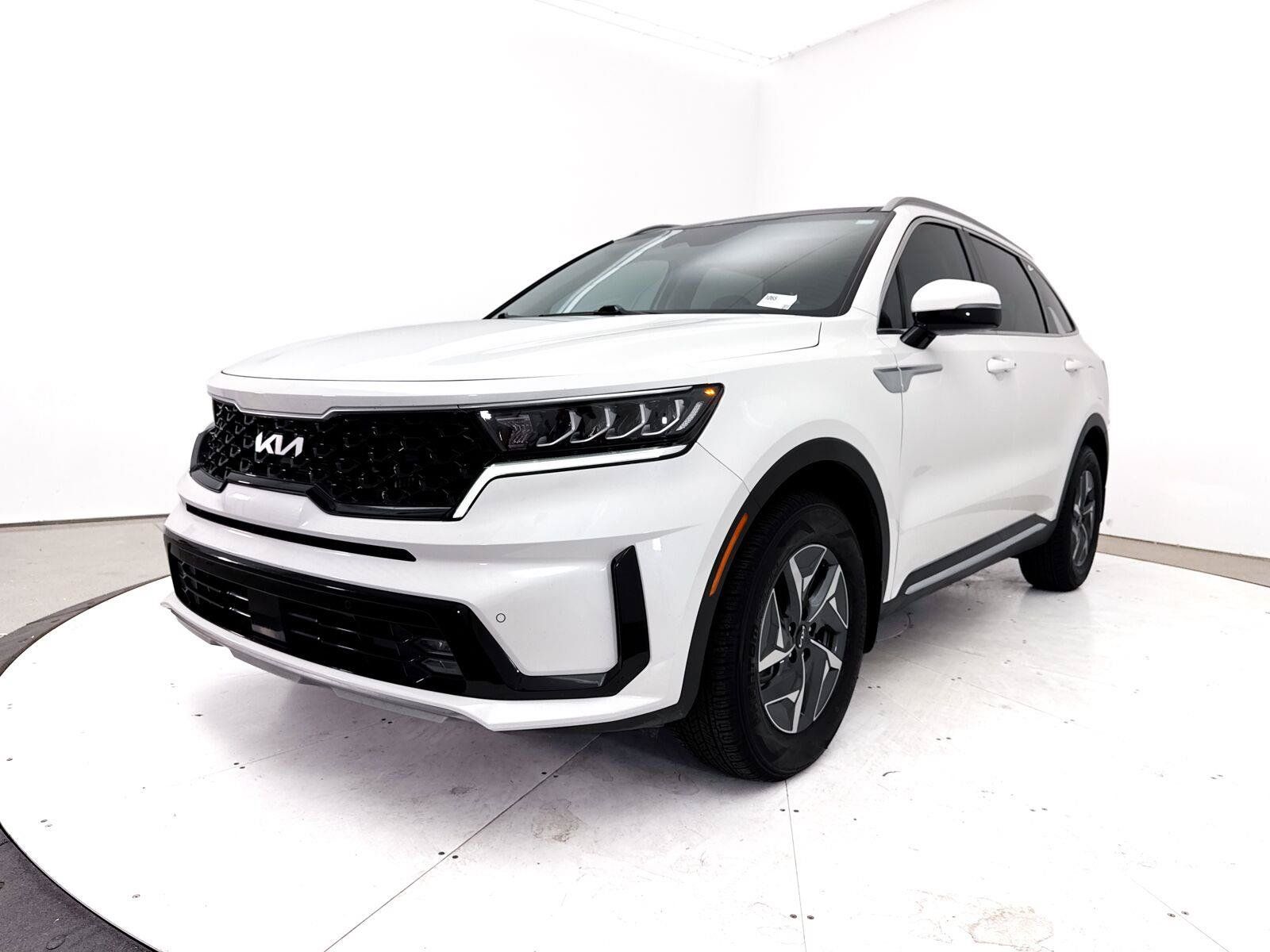Used 2023 Kia Sorento EX w/ Panoramic Sunroof Package FWD image 16