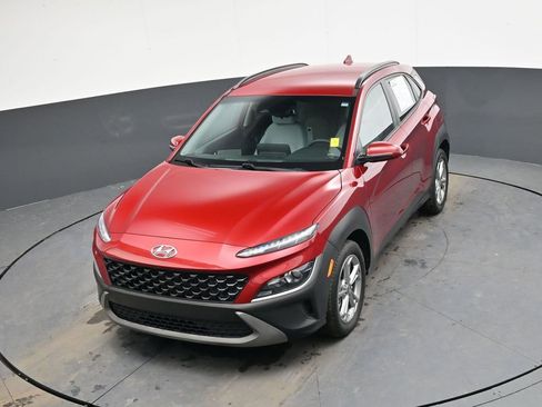 Used 2023 Hyundai Kona SEL image 32