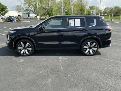 Used 2025 Mitsubishi Outlander SE AWD/4WD image 10