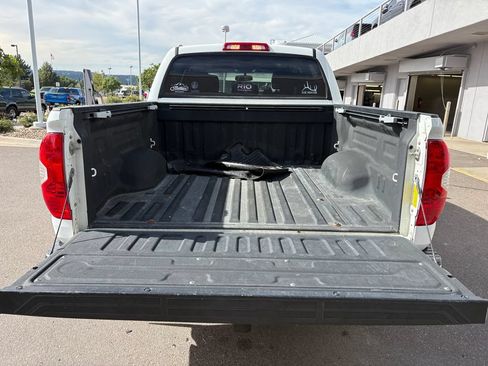 Used 2017 Toyota Tundra SR5 AWD/4WD image 29