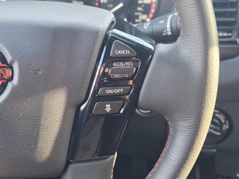 Used 2024 Nissan Frontier PRO-4X w/ Technology Package image 19