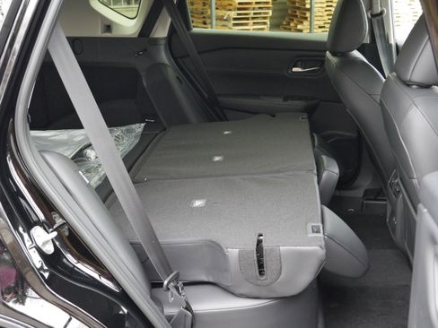 New 2026 Nissan Rogue Dark Armor image 28