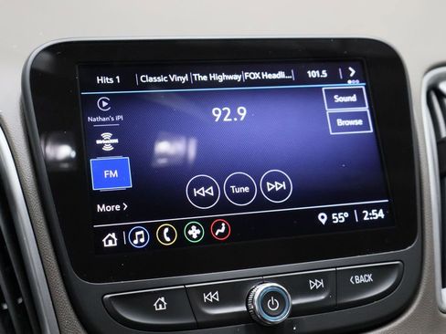 Used 2022 Chevrolet Malibu LT image 22