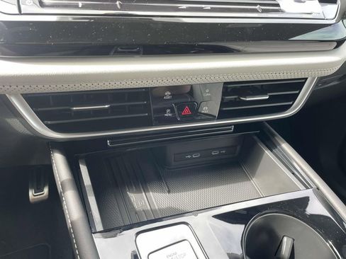 New 2026 Volkswagen Atlas Cross Sport SEL Premium R-Line AWD/4WD image 24