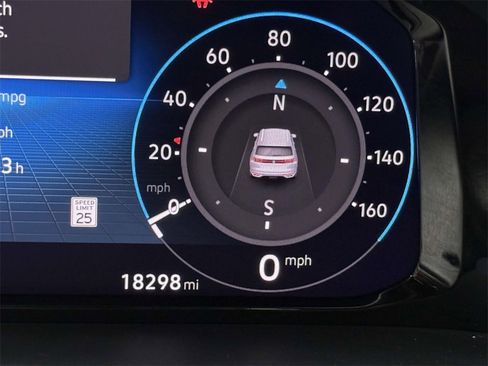 Used 2024 Volkswagen Atlas Cross Sport SEL Premium R-Line image 5