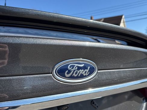 Used 2017 Ford Fusion Titanium image 7