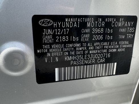 Used 2018 Hyundai Elantra GT FWD image 34