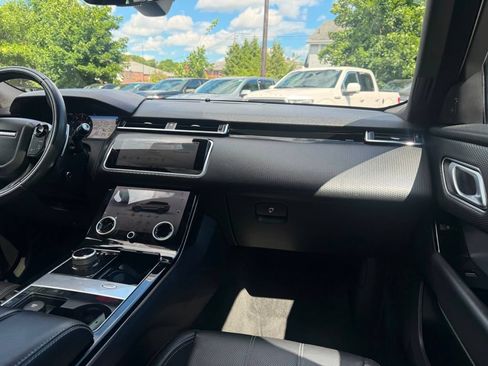 Used 2020 Land Rover Range Rover Velar R-Dynamic S AWD/4WD image 21