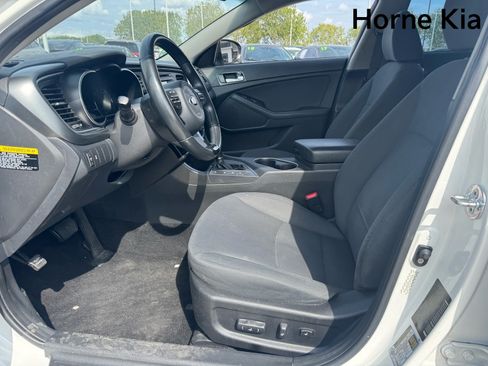 Used 2016 Kia Optima Hybrid w/ Hybrid Convenience Package FWD image 10