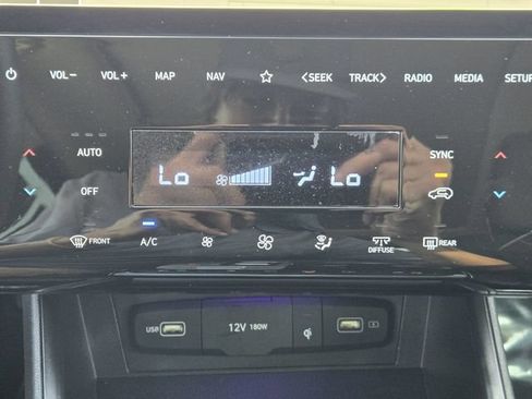 Certified 2024 Hyundai Tucson Limited FWD image 14