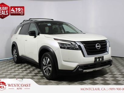 Used 2023 Nissan Pathfinder SL