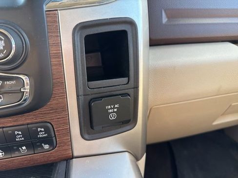 Used 2018 RAM 2500 Laramie image 25