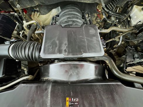 Used 2020 Chevrolet Silverado 2500 LT image 38