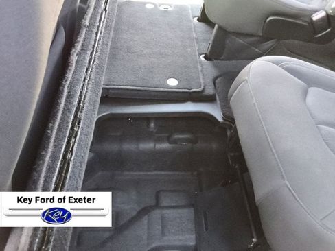 Used 2023 Chrysler Voyager LX FWD image 24