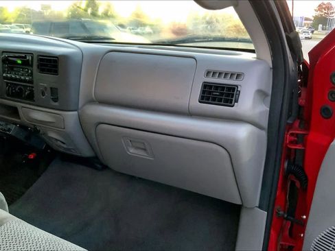 Used 2001 Ford F250 XLT AWD/4WD image 17