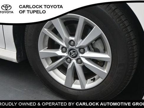 Used 2025 Toyota Camry SE FWD image 37