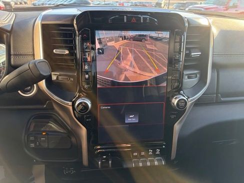 Used 2024 RAM 2500 Laramie image 19