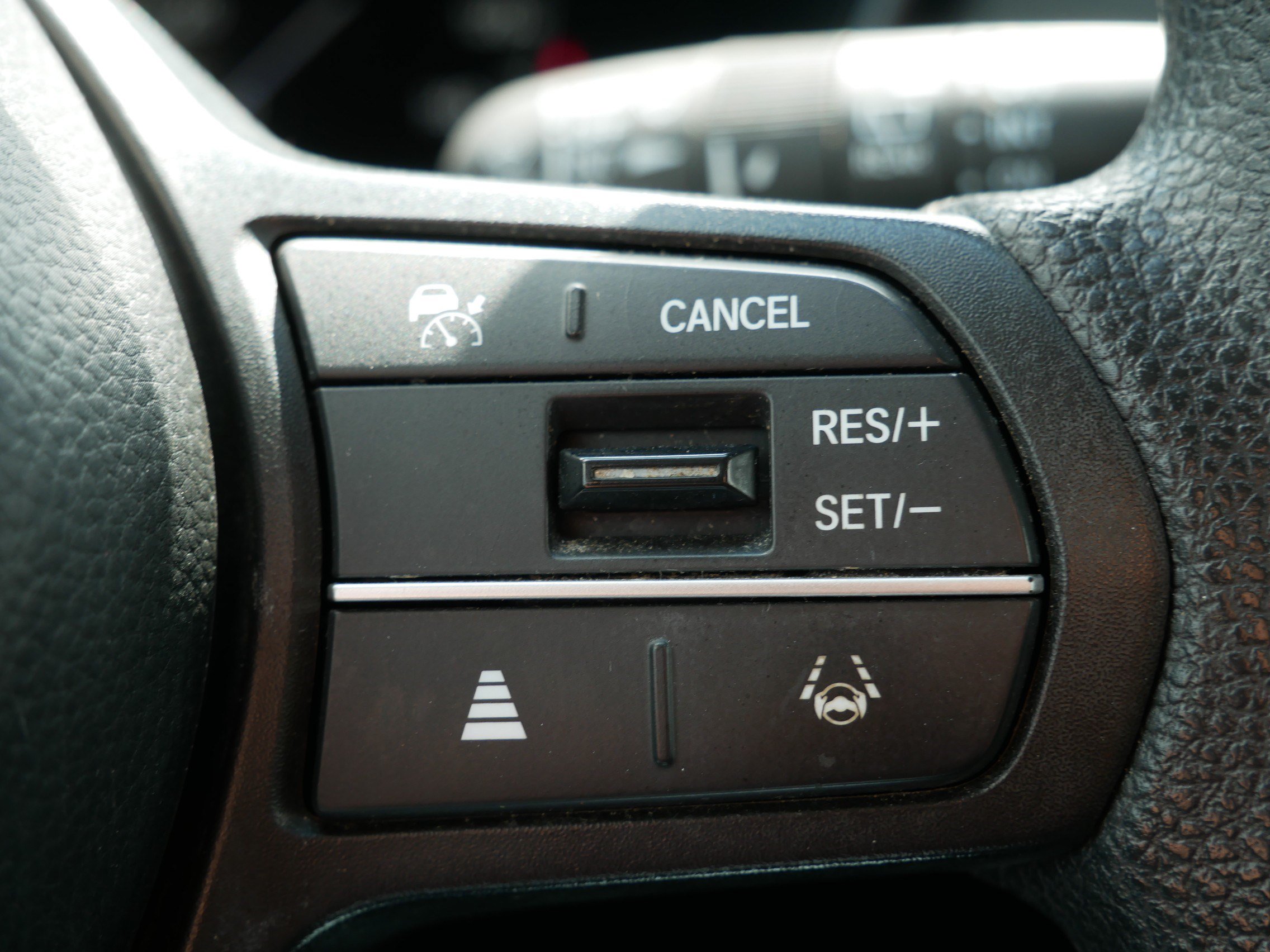 Used 2023 Honda CR-V EX image 30