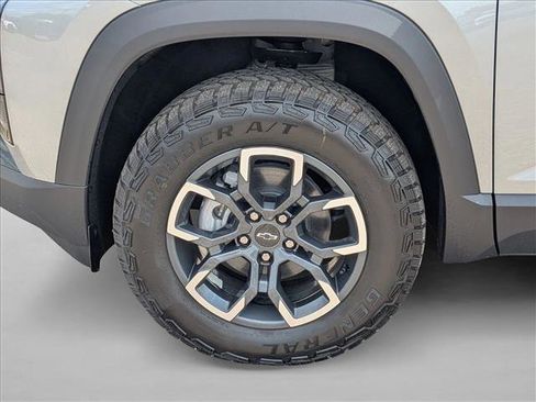 New 2026 Chevrolet Equinox ACTIV FWD image 9