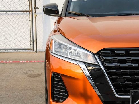 Used 2021 Nissan Kicks SV image 45